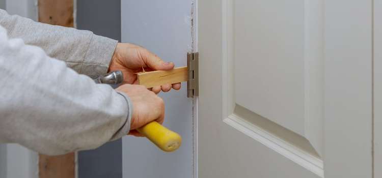 fiberglass entry door repair in Wekiwa Springs